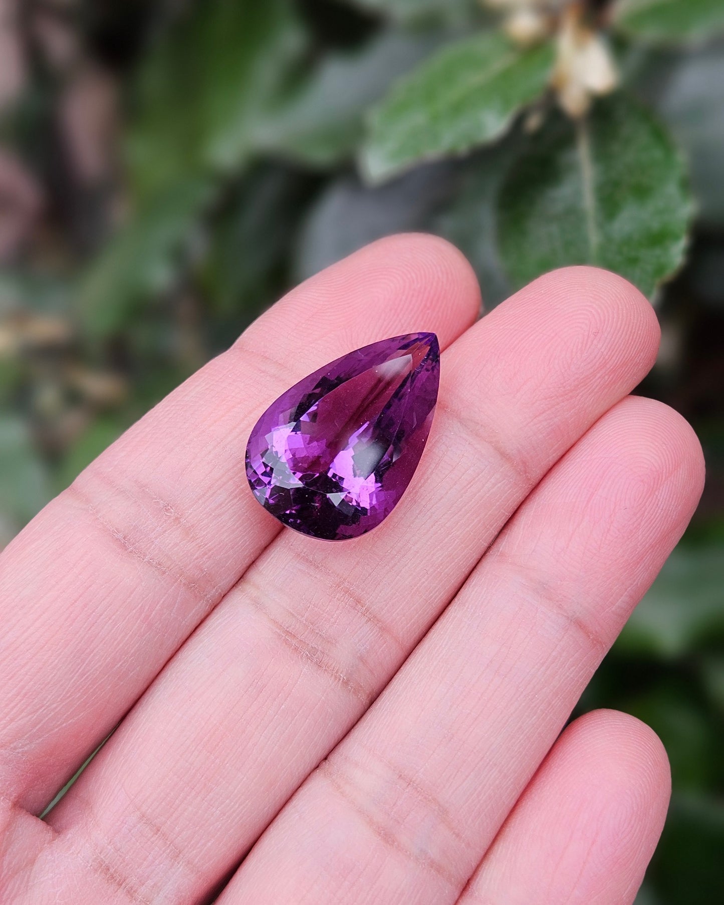Semi-precious stone Amethyst Adiva