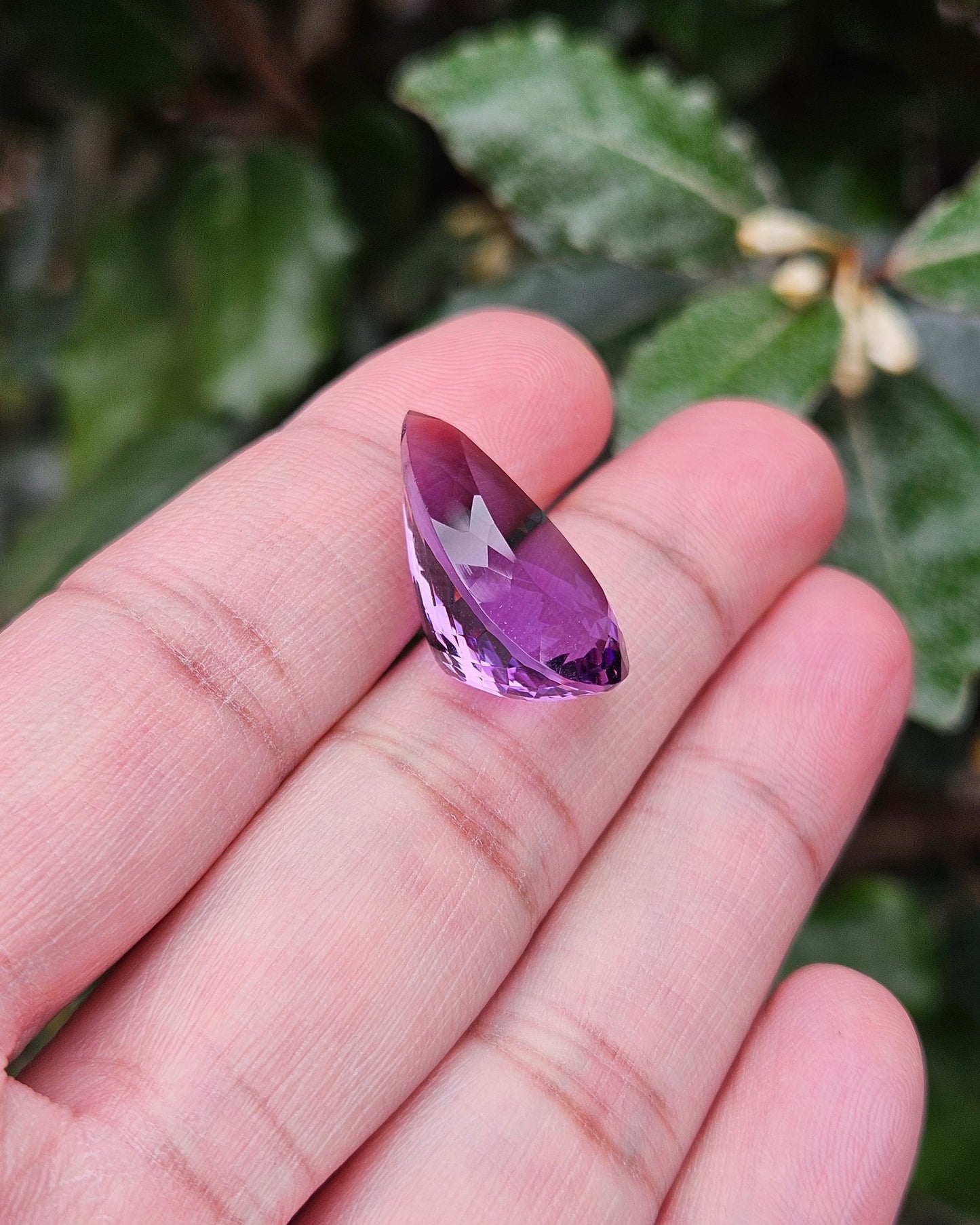 Semi-precious stone Amethyst Adiva