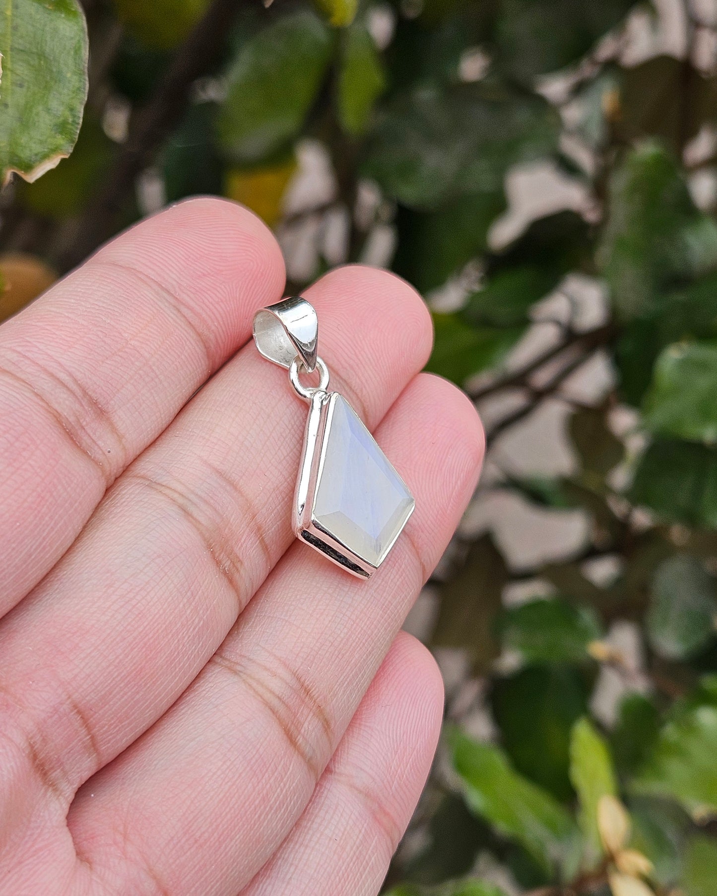 Moonstone Pendant Dhruv