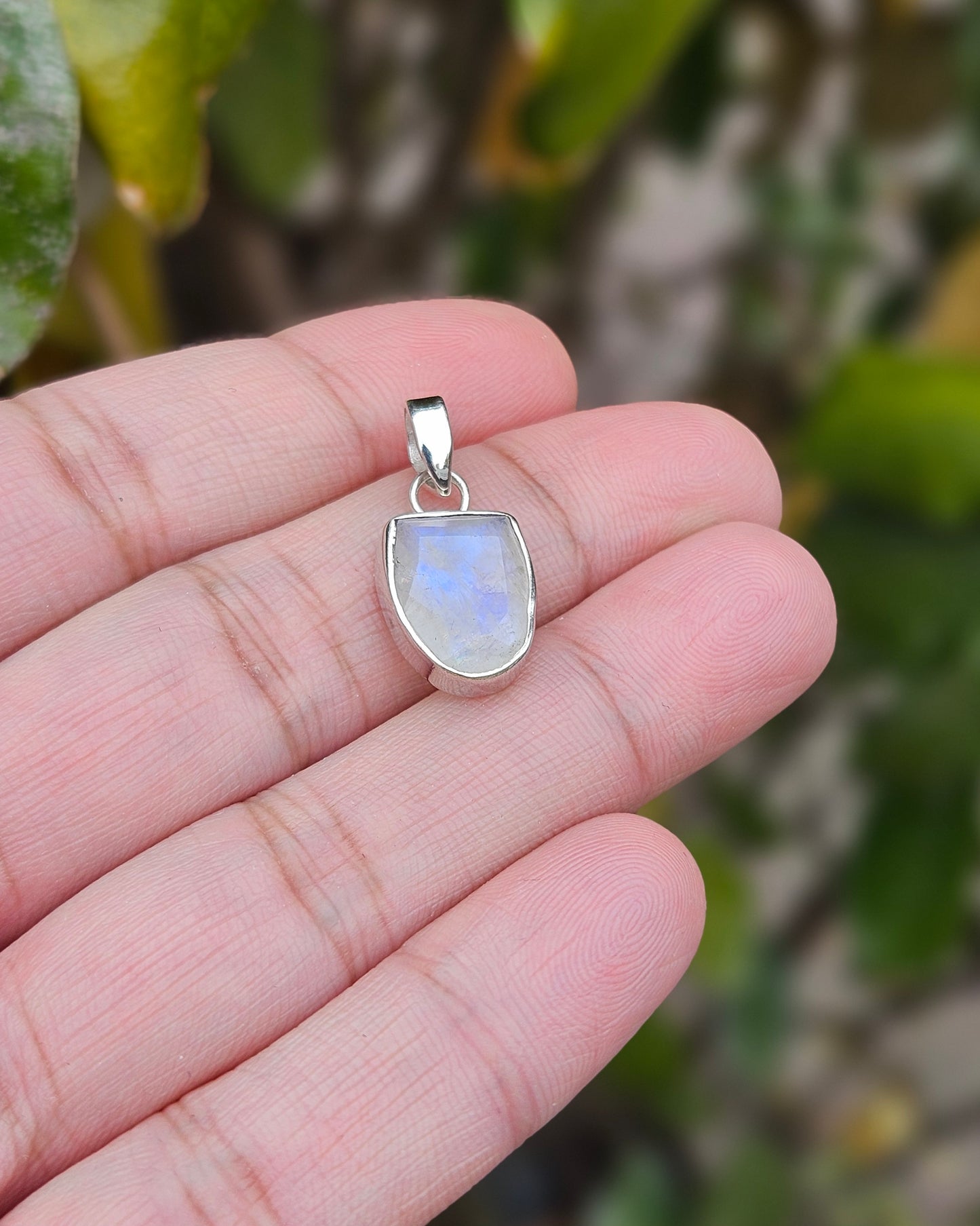 Moonstone Pendant Shield