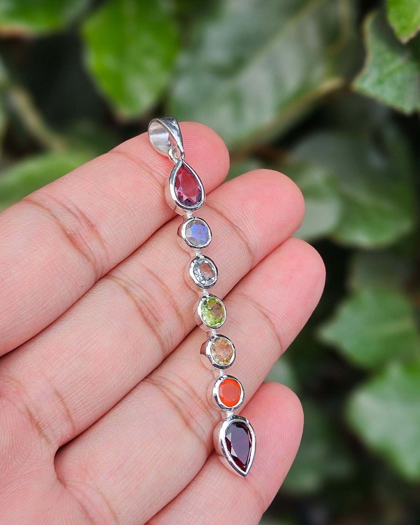 Chakra Hanger Zeven