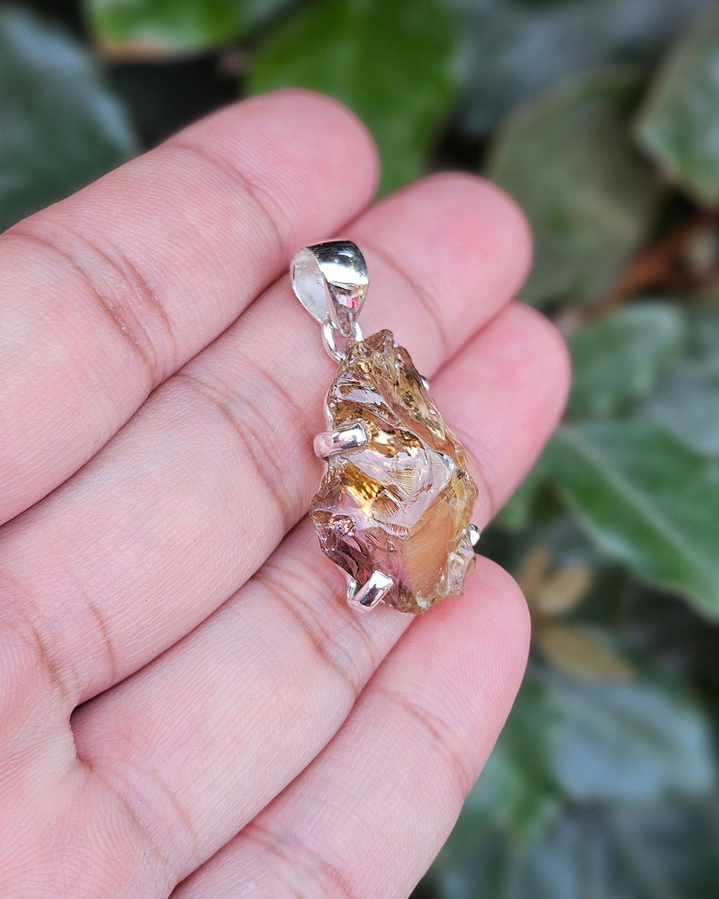 Ruwe Ametrine Hanger Amévia