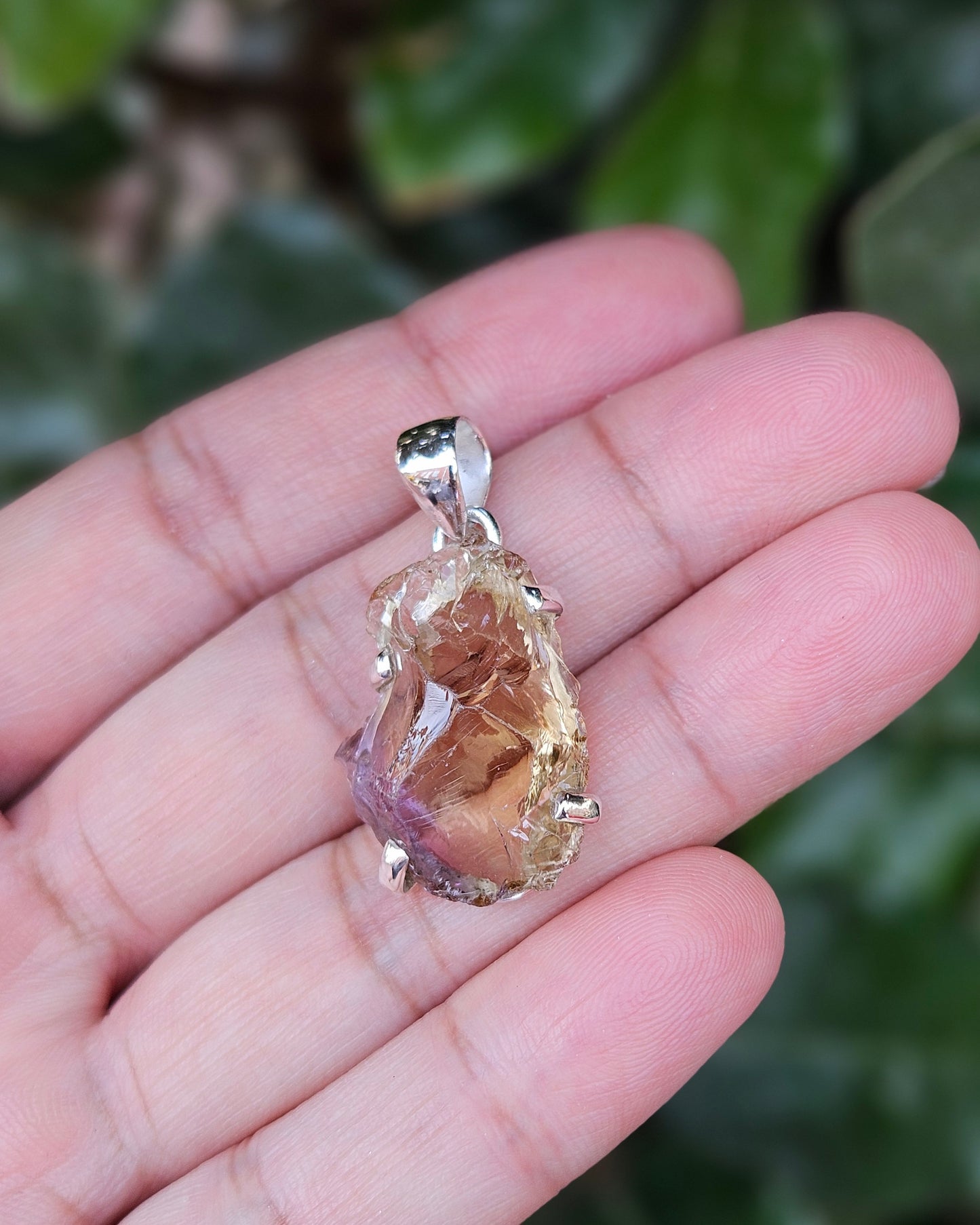 Ruwe Ametrine Hanger Amévia