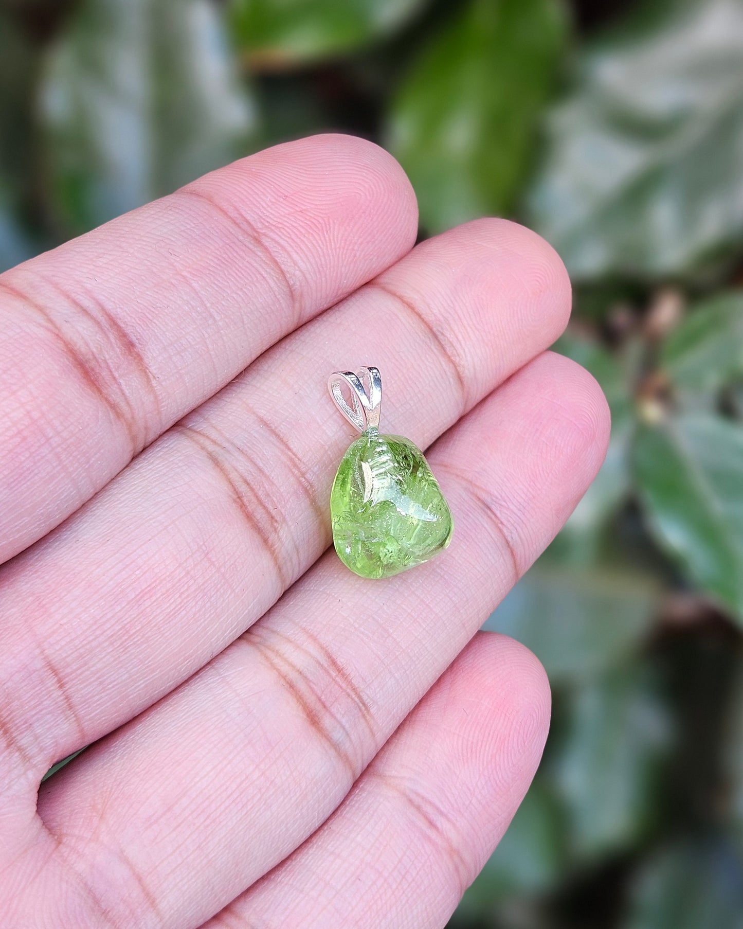 Freeform Peridot Pendant Raeni