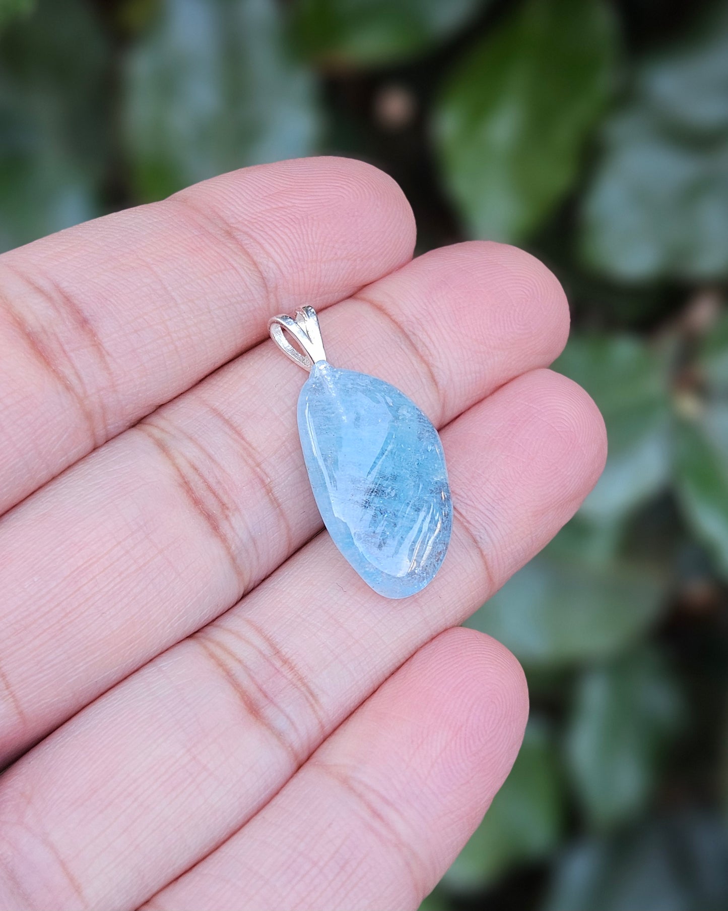 Freeform Aquamarine Pendant Tranquilla