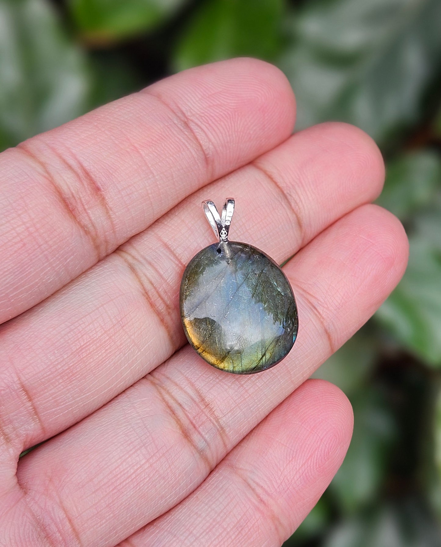 Labradorite Pendant Minthe