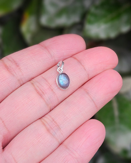 Labradoriet Hanger Fay