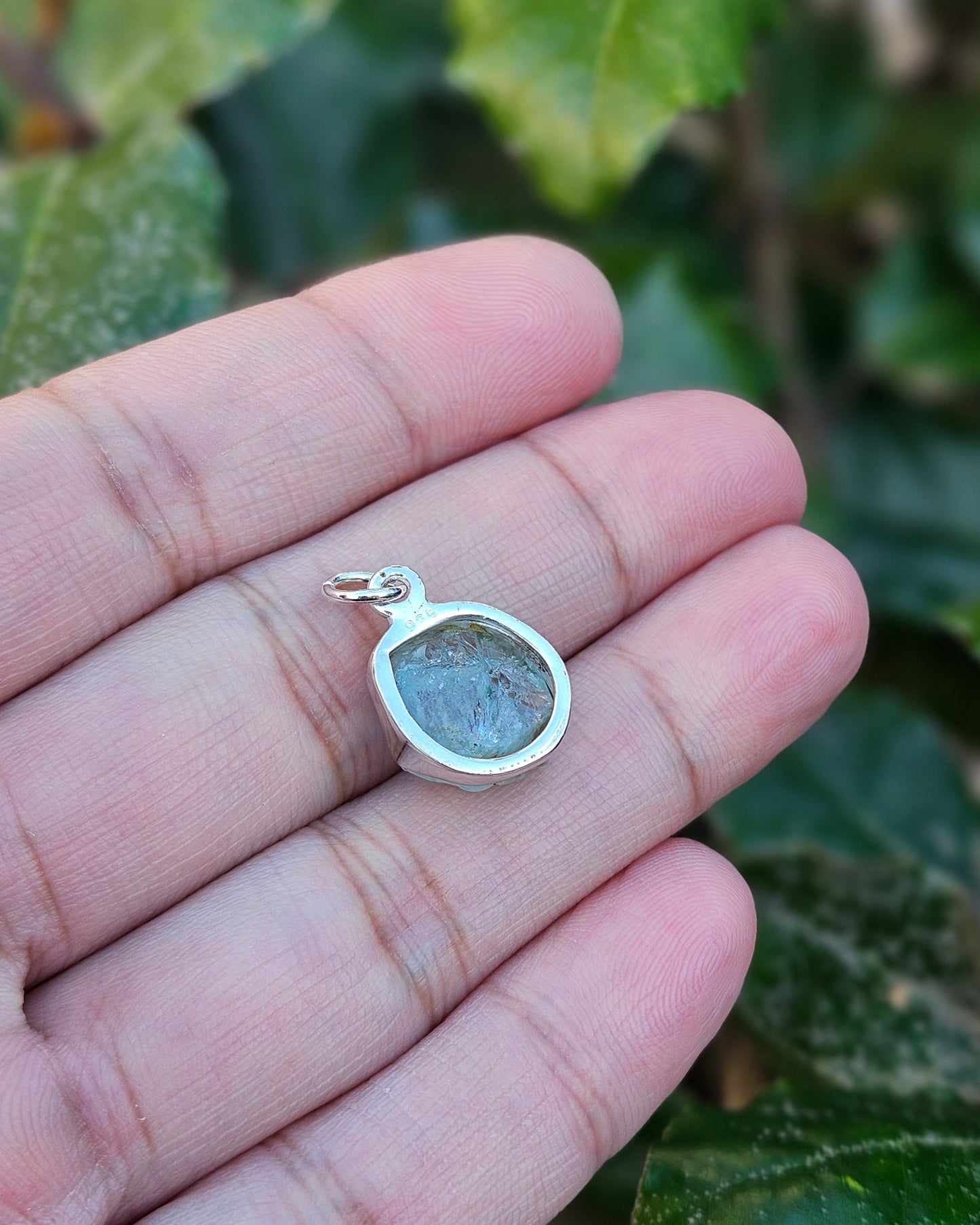 Raw Aquamarine Pendant Nova