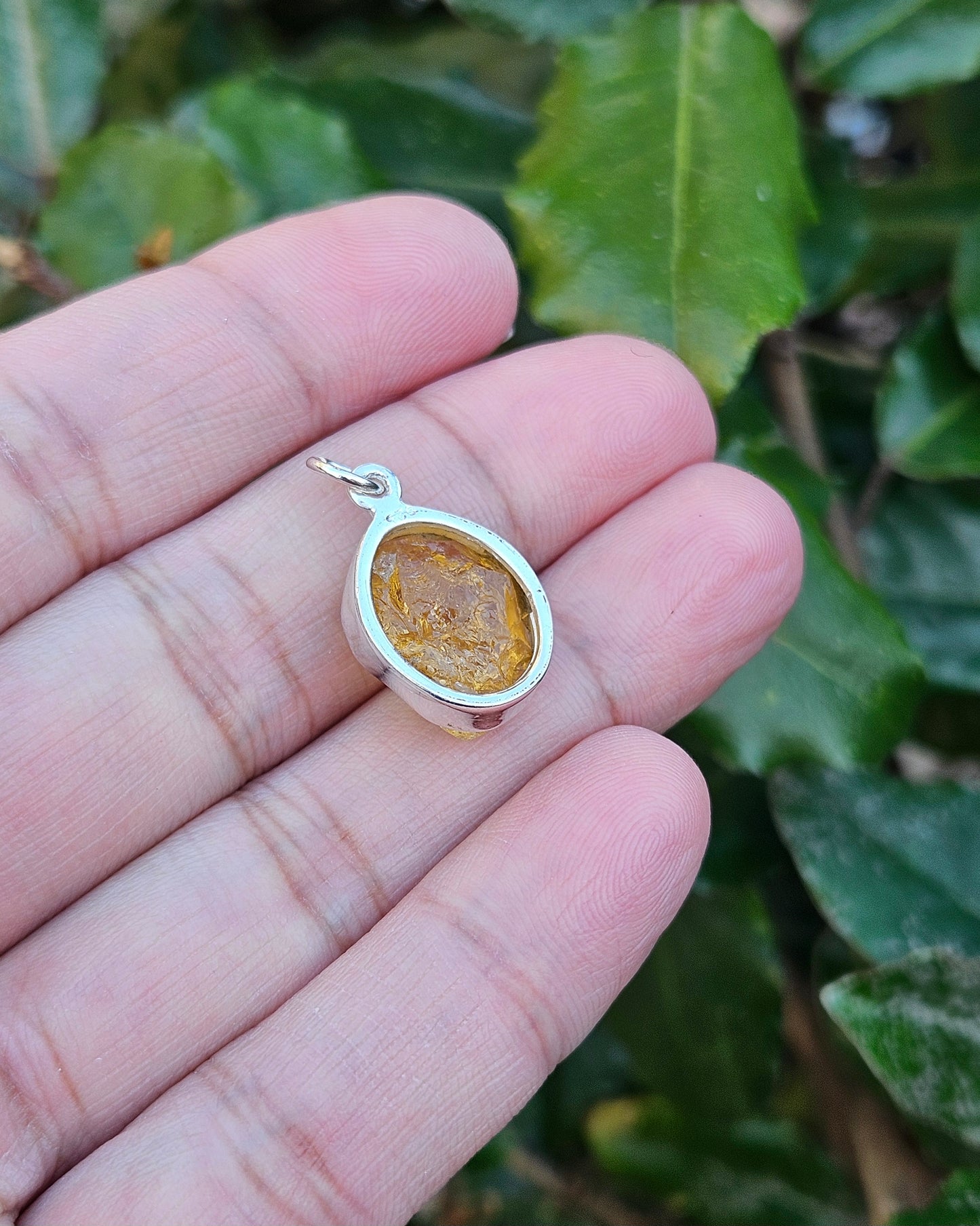 Raw Ctirien Pendant Ophelia