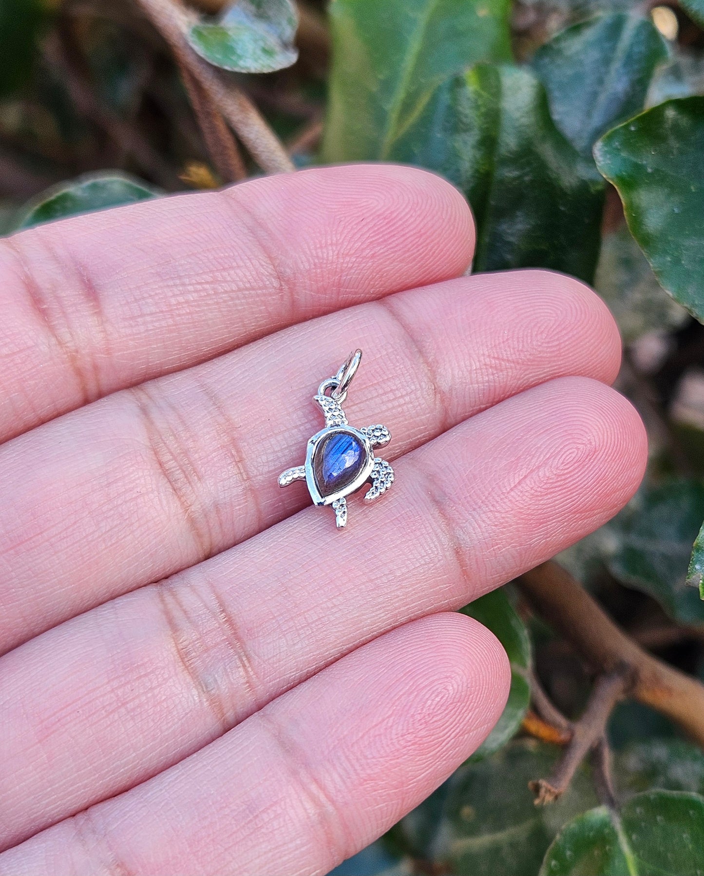 Labradorite Turtle Pendant Olive