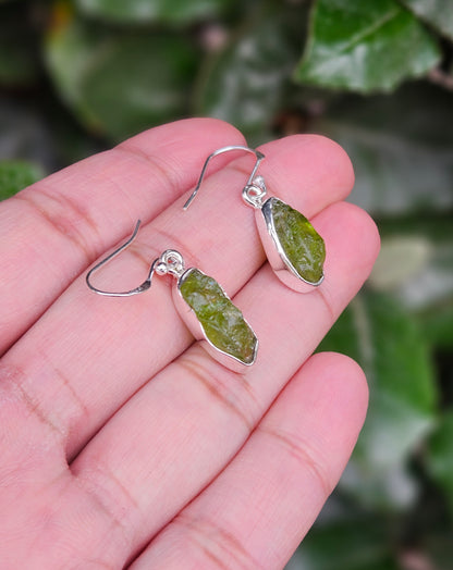 Ruwe Peridoot Oorbellen Minako