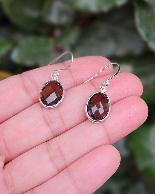 Rookkwarts Oorbellen Sumoki