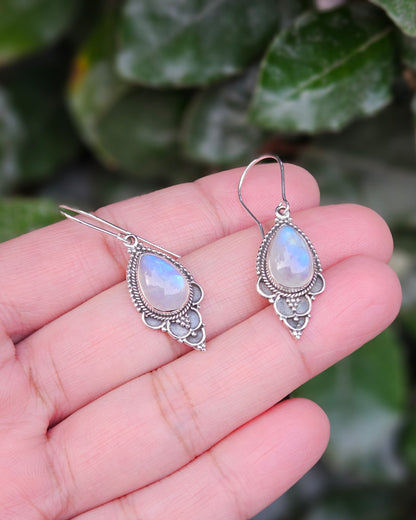 Moonstone Earrings Gekka