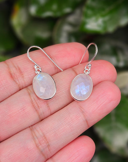 Maansteen Oorhangers Malaika