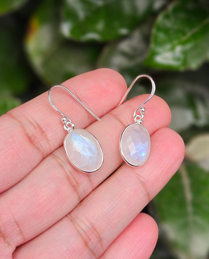 Maansteen Oorhangers Malaika