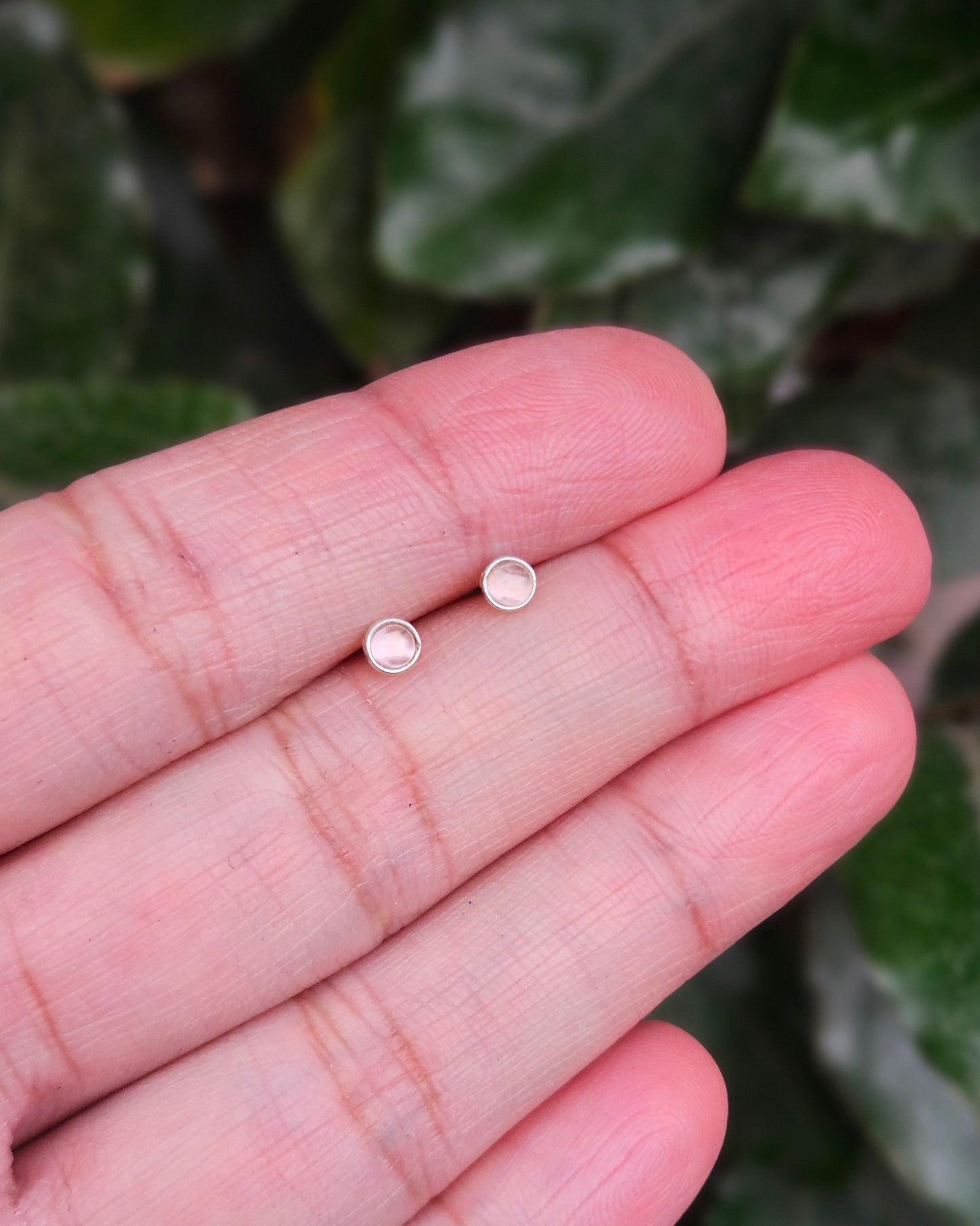 Rozekwarts Oorknoppen Amori