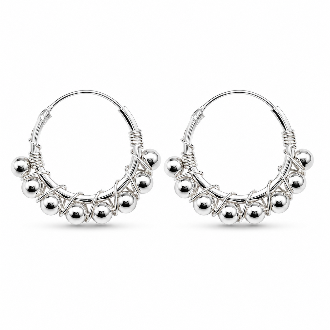 Zilveren Bali Oorringen Met Bolletje - 20mm