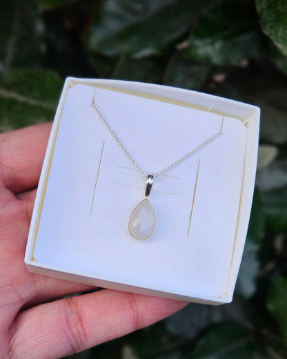 Moonstone Necklace Silene