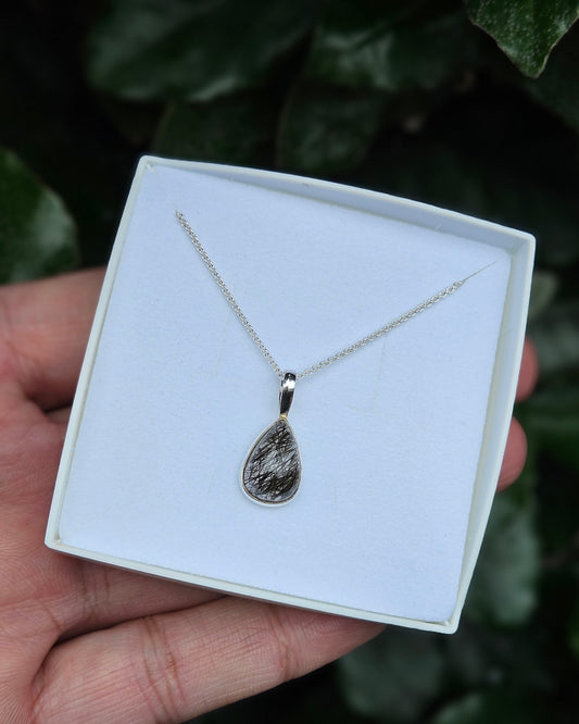 Rutilated Quartz Necklace Amina