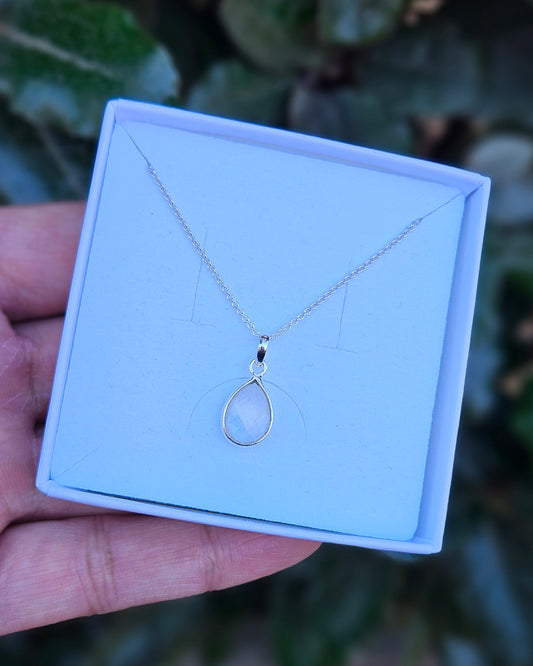 Moonstone Necklace Neema