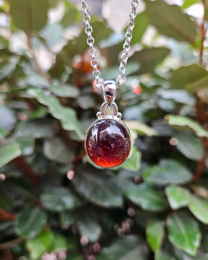 Garnet Necklace Leona