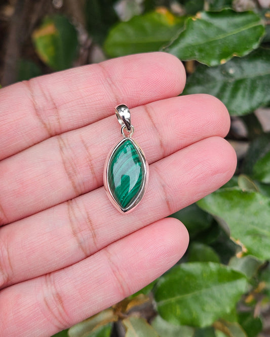 Malachite Pendant Jaya