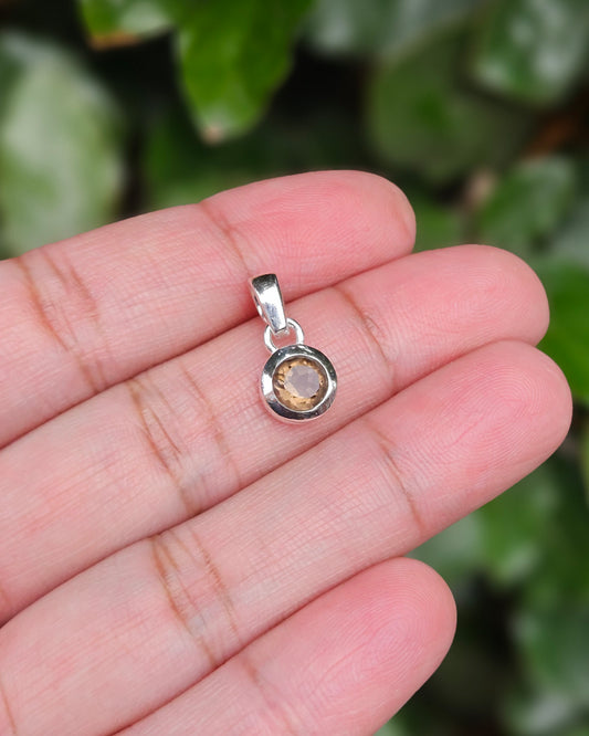 Smoky Quartz Pendant Pip