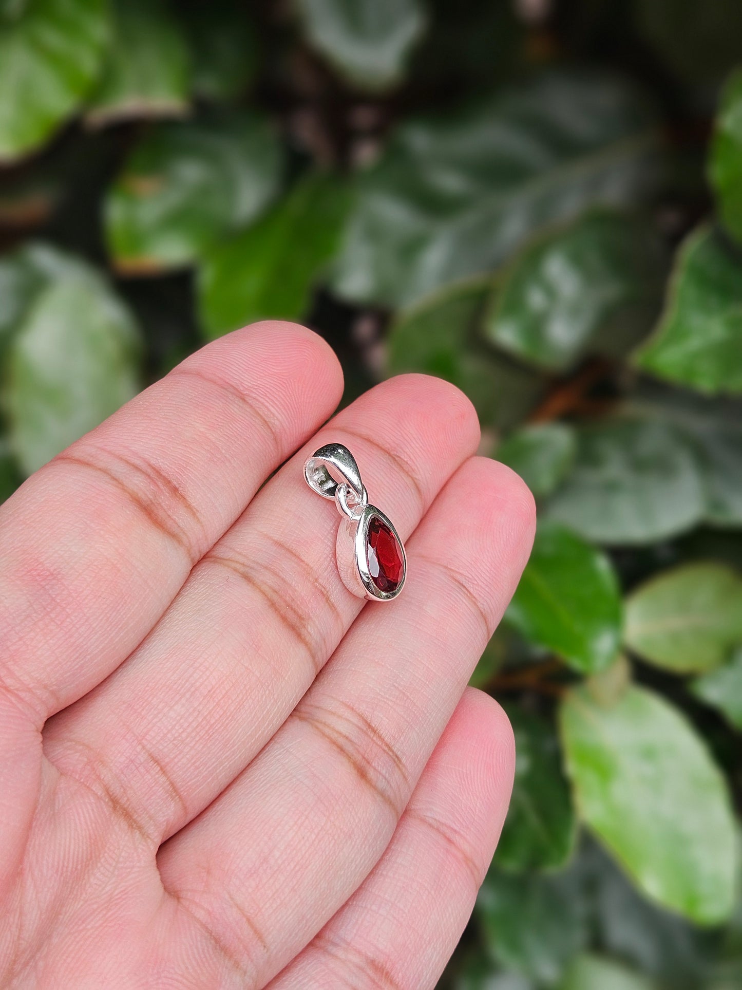 Garnet Pendant Charlize