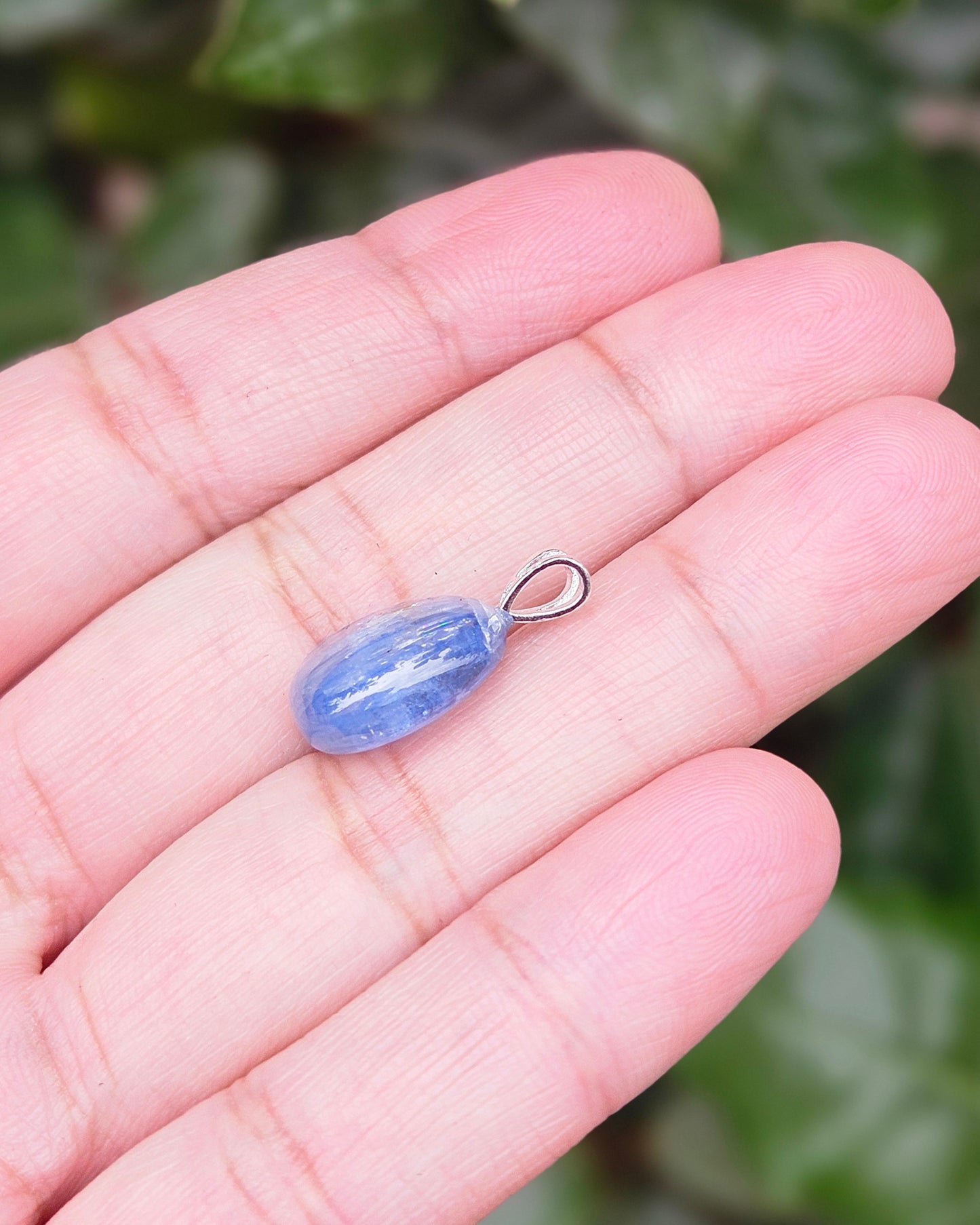 Kyanite Pendant Entia