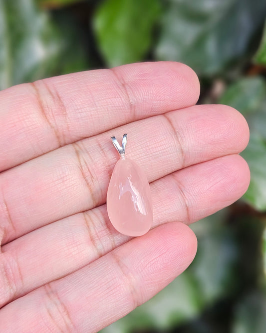 Freeform Rose Quartz Pendant Aiko