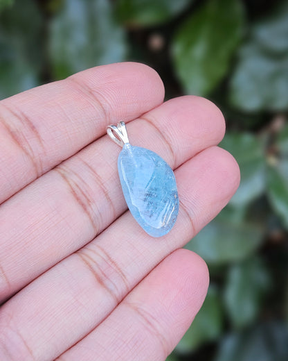 Freeform Aquamarine Pendant Tranquilla
