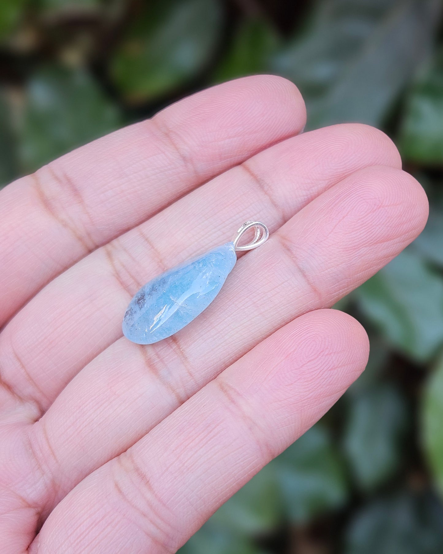 Freeform Aquamarine Pendant Tranquilla