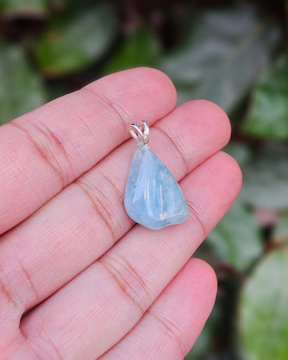 Aquamarine Pendant Kesi