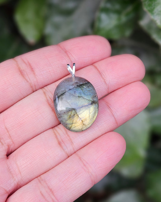 Labradorite Pendant Aminata