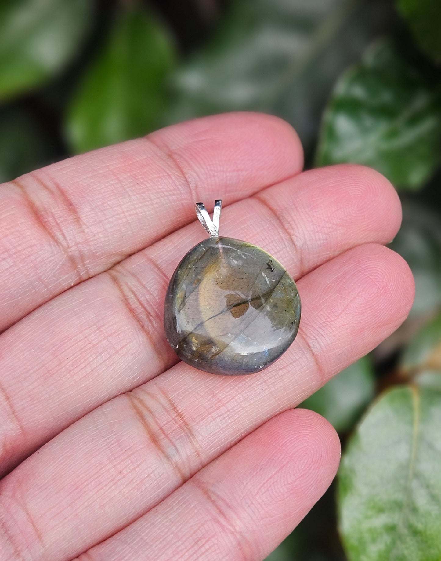 Labradorite Pendant Livi