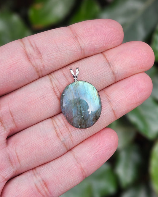 Labradorite Pendant Elena
