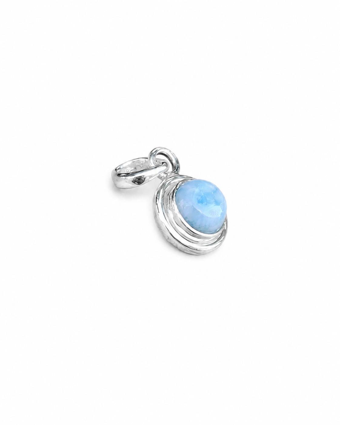 Larimar Hanger Dominica
