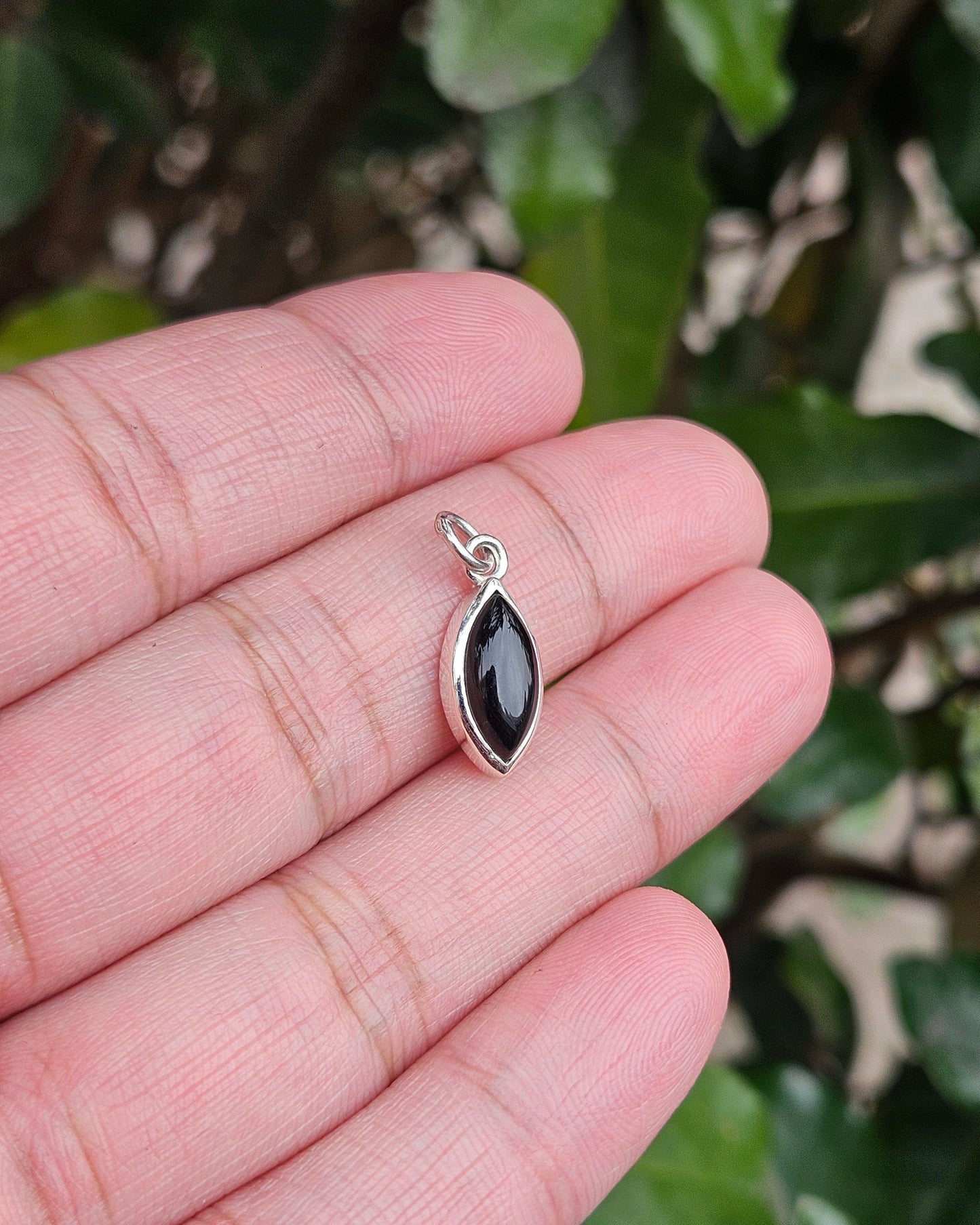 Onyx Pendant Chetal