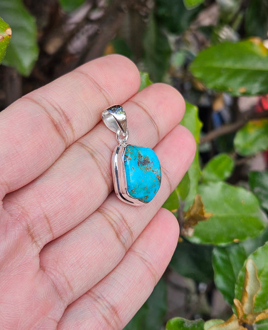 Turquoise Pendant Arundi