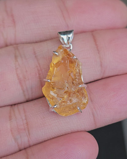 Raw Ctirien Pendant Chara